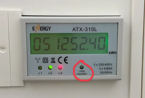 Example of the imp/kWh pulse-rate label to locate on your electricity meter before setup.